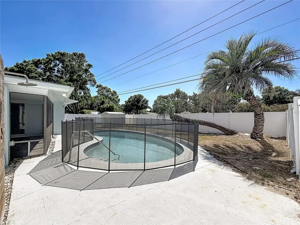 12754 112th Street Largo FL 33778