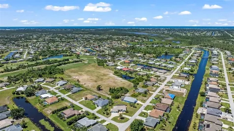 54 Medalist Place Rotonda West FL 33947