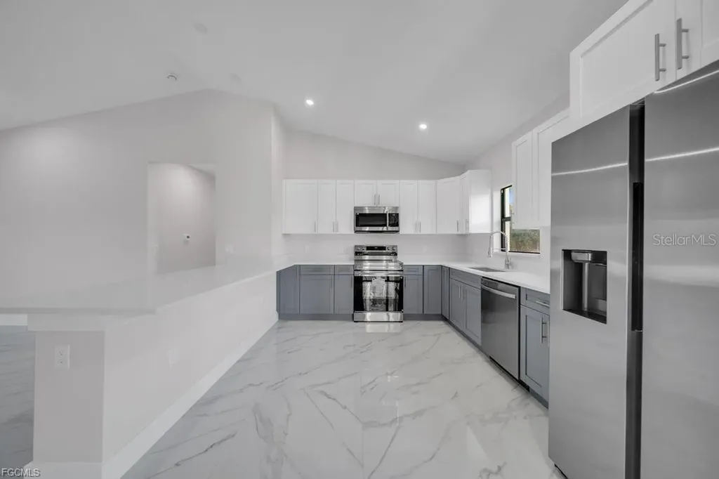 644 Woodcrest Drive Lehigh Acres FL 33972