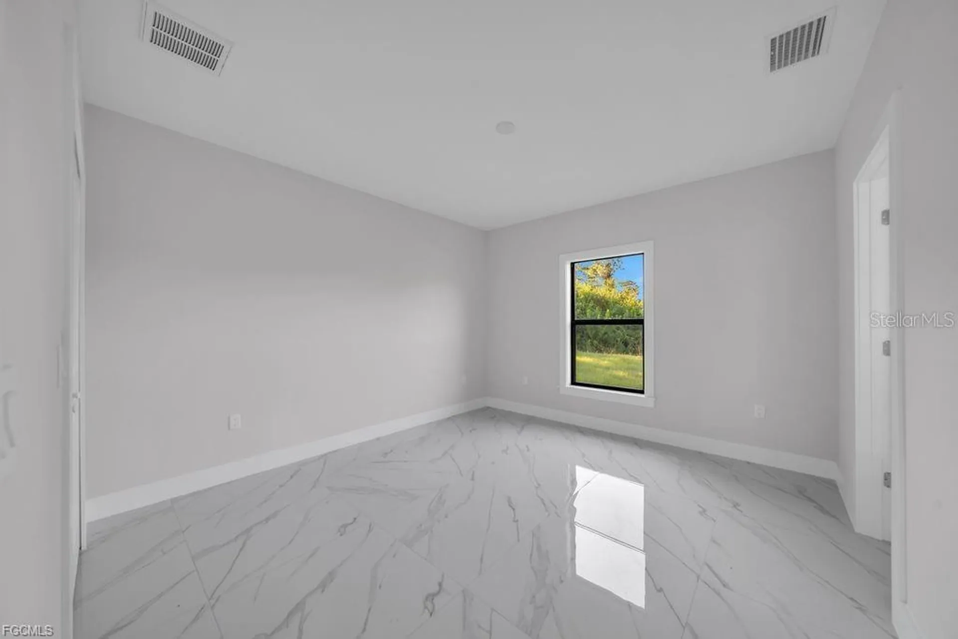 644 Woodcrest Drive Lehigh Acres FL 33972