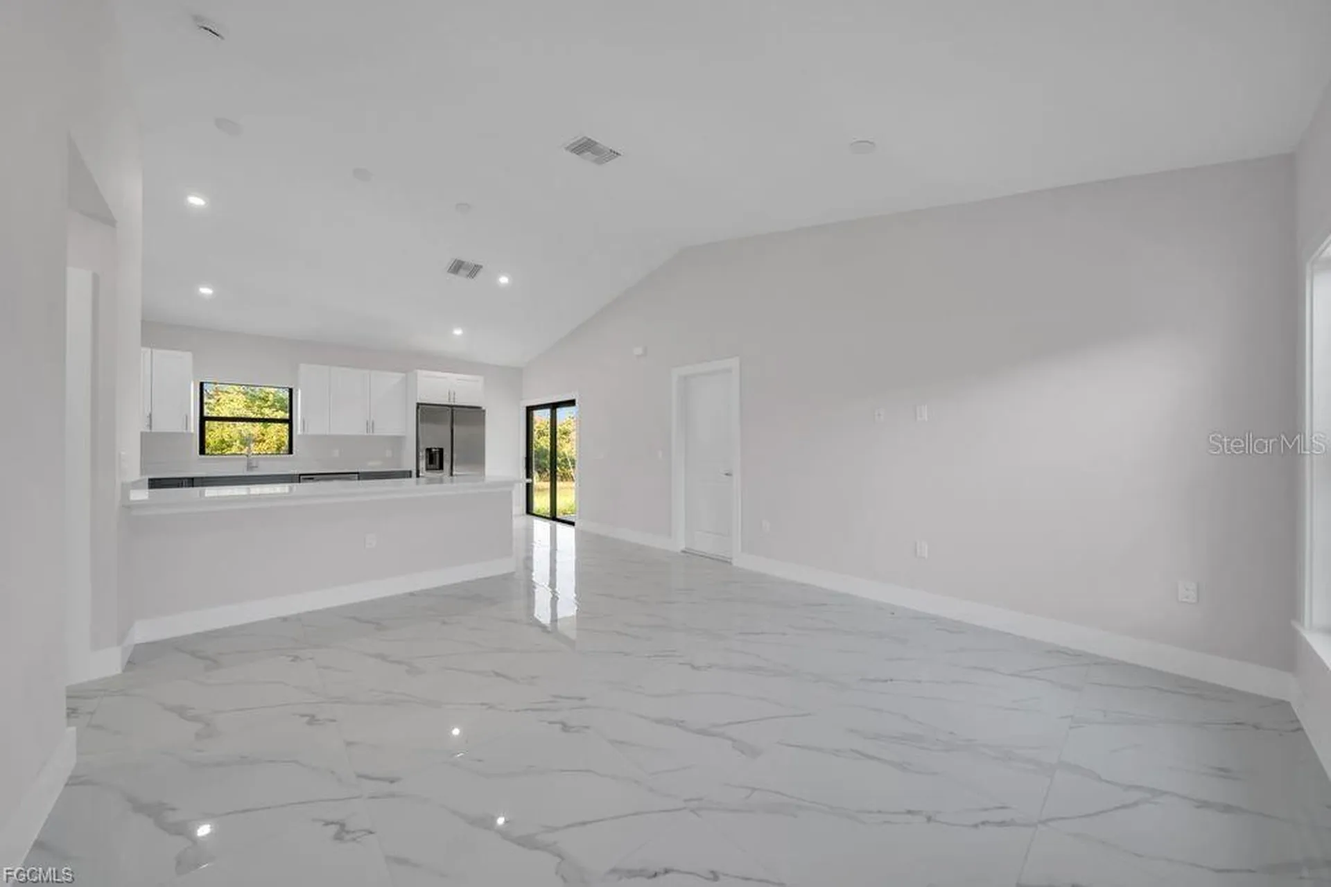 644 Woodcrest Drive Lehigh Acres FL 33972