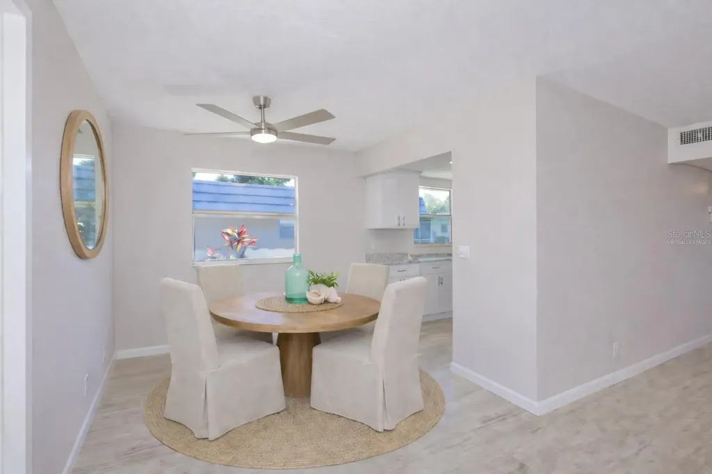 1802 Bedford Terrace Sun City Center FL 33573