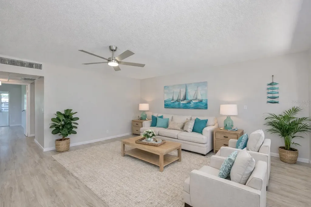 1802 Bedford Terrace Sun City Center FL 33573