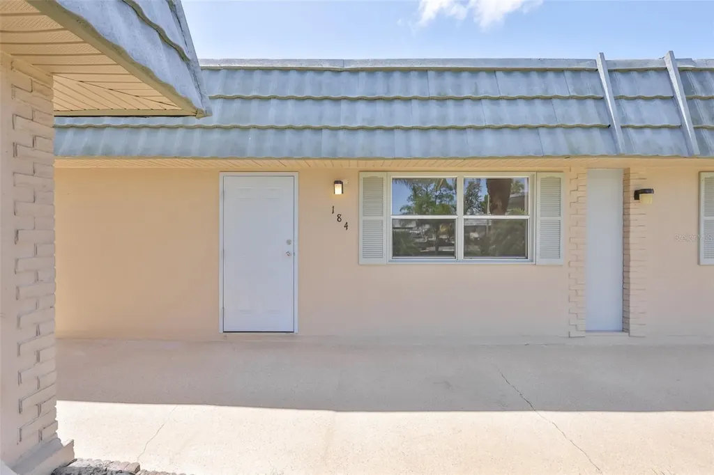 1802 Bedford Terrace Sun City Center FL 33573
