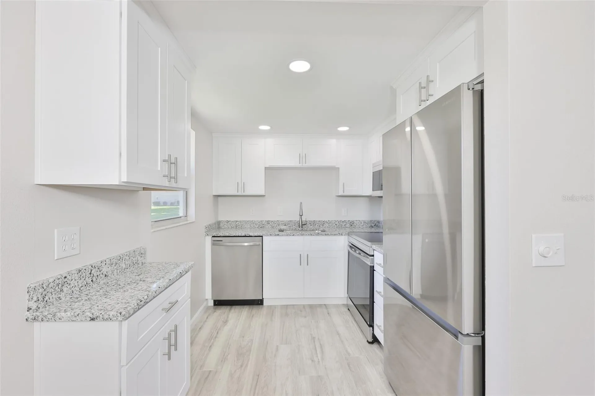1802 Bedford Terrace Sun City Center FL 33573