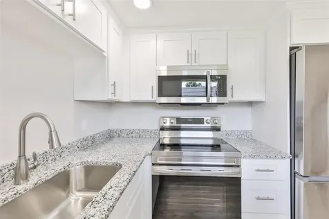 1802 Bedford Terrace Sun City Center FL 33573