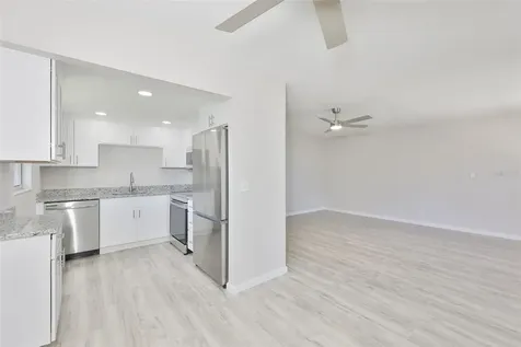 1802 Bedford Terrace Sun City Center FL 33573
