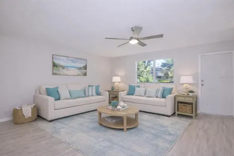 1802 Bedford Terrace Sun City Center FL 33573