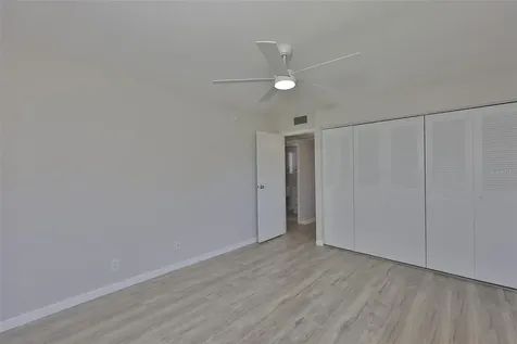 1802 Bedford Terrace Sun City Center FL 33573