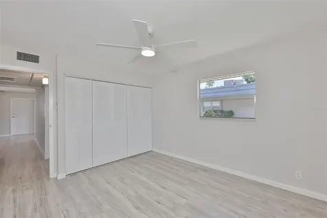1802 Bedford Terrace Sun City Center FL 33573