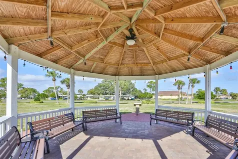 1802 Bedford Terrace Sun City Center FL 33573