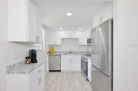 1802 Bedford Terrace Sun City Center FL 33573