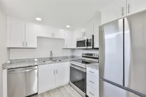 1802 Bedford Terrace Sun City Center FL 33573