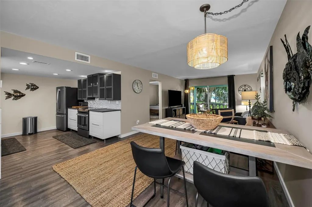 1250 S Pinellas Avenue Tarpon Springs FL 34689