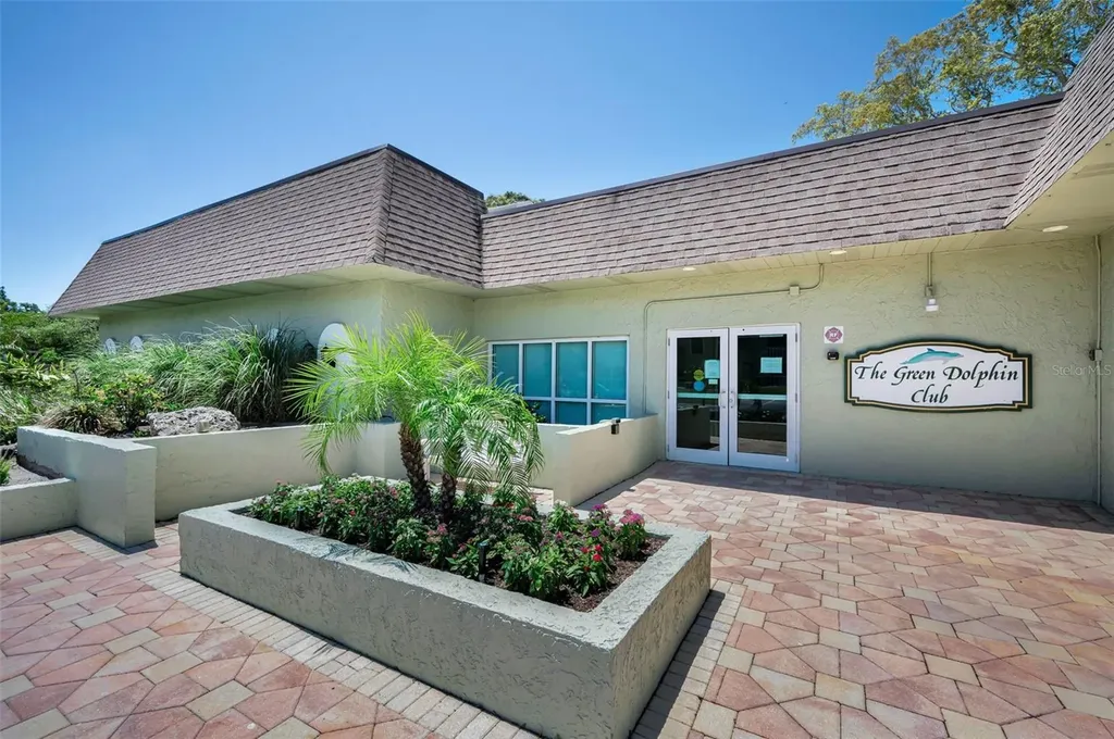 1250 S Pinellas Avenue Tarpon Springs FL 34689