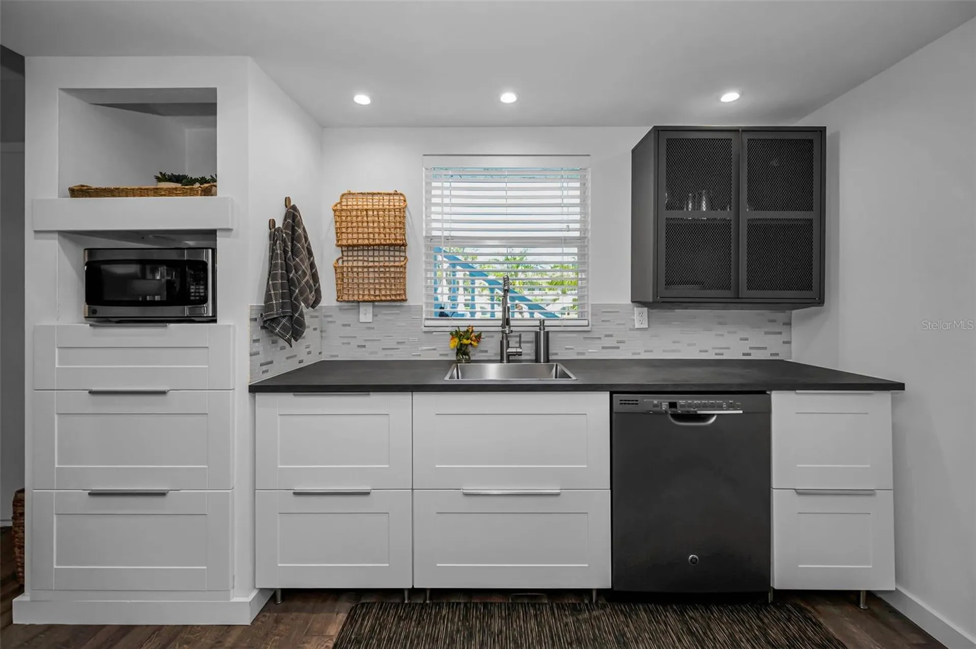 1250 S Pinellas Avenue Tarpon Springs FL 34689