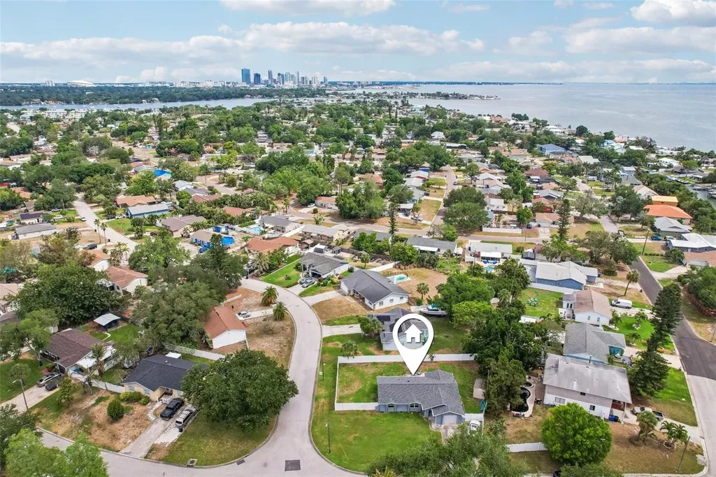 4390 Trout Drive SE St Petersburg FL 33705
