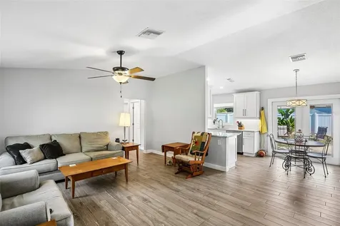 4390 Trout Drive SE St Petersburg FL 33705