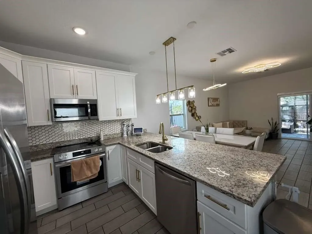 408 Finley Avenue Kissimmee FL 34741