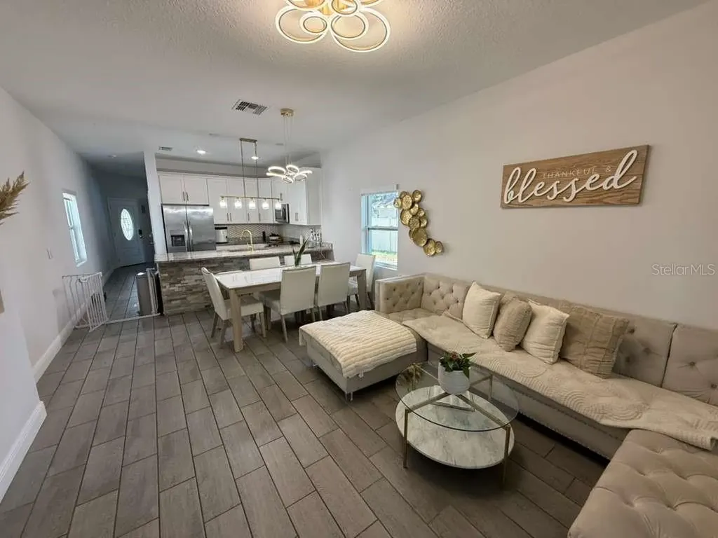 408 Finley Avenue Kissimmee FL 34741