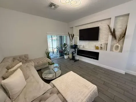 408 Finley Avenue Kissimmee FL 34741