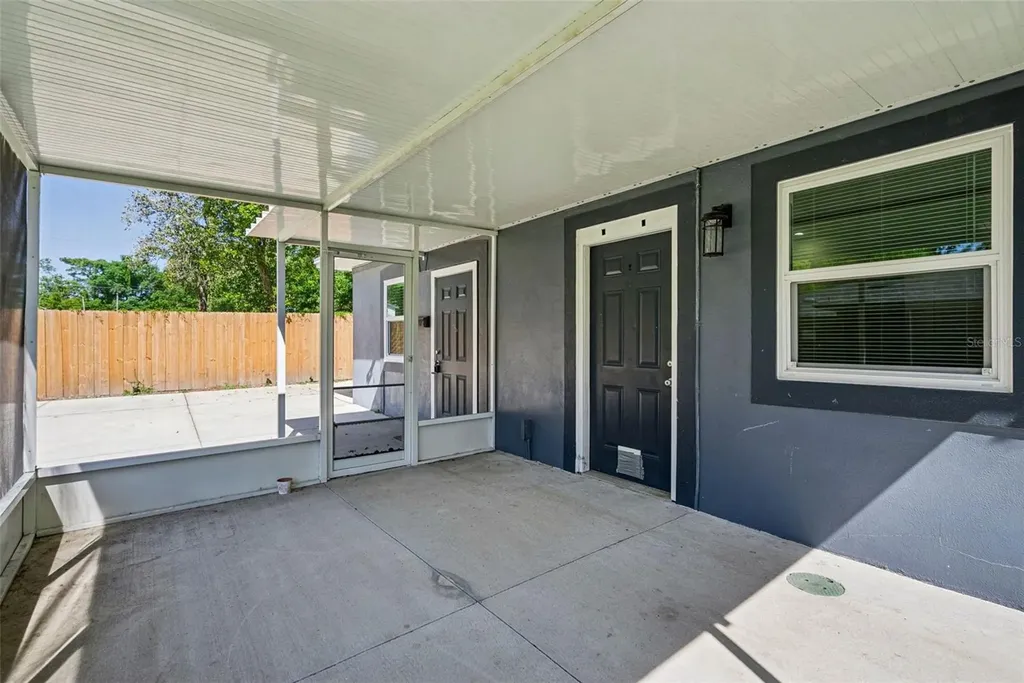 311 W Lewis Avenue Apopka FL 32712