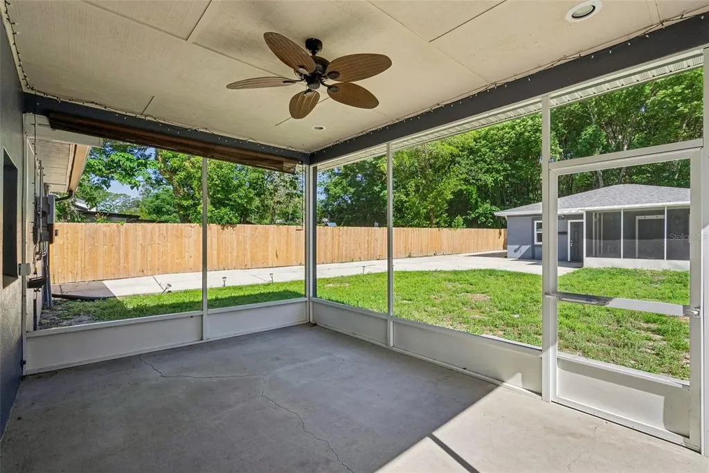 311 W Lewis Avenue Apopka FL 32712