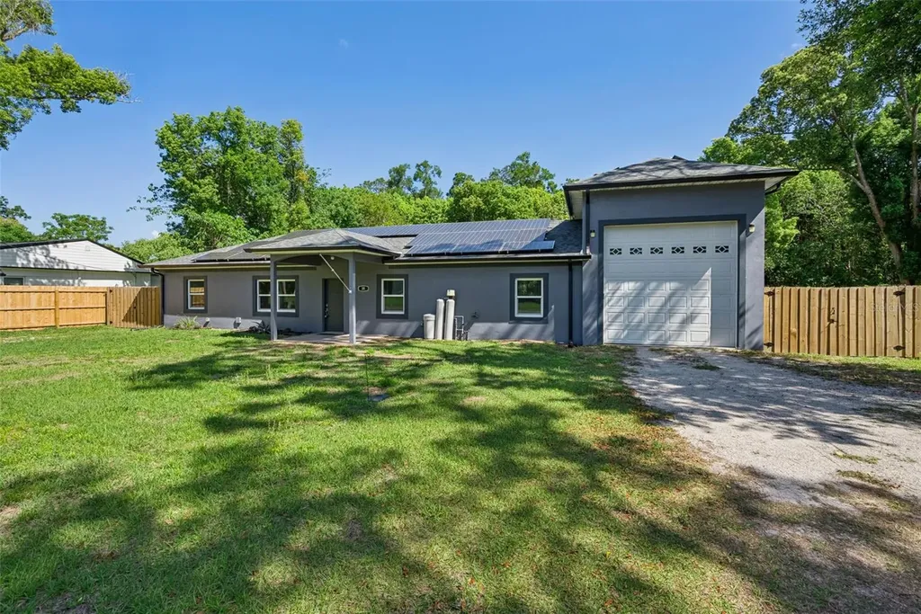 311 W Lewis Avenue Apopka FL 32712