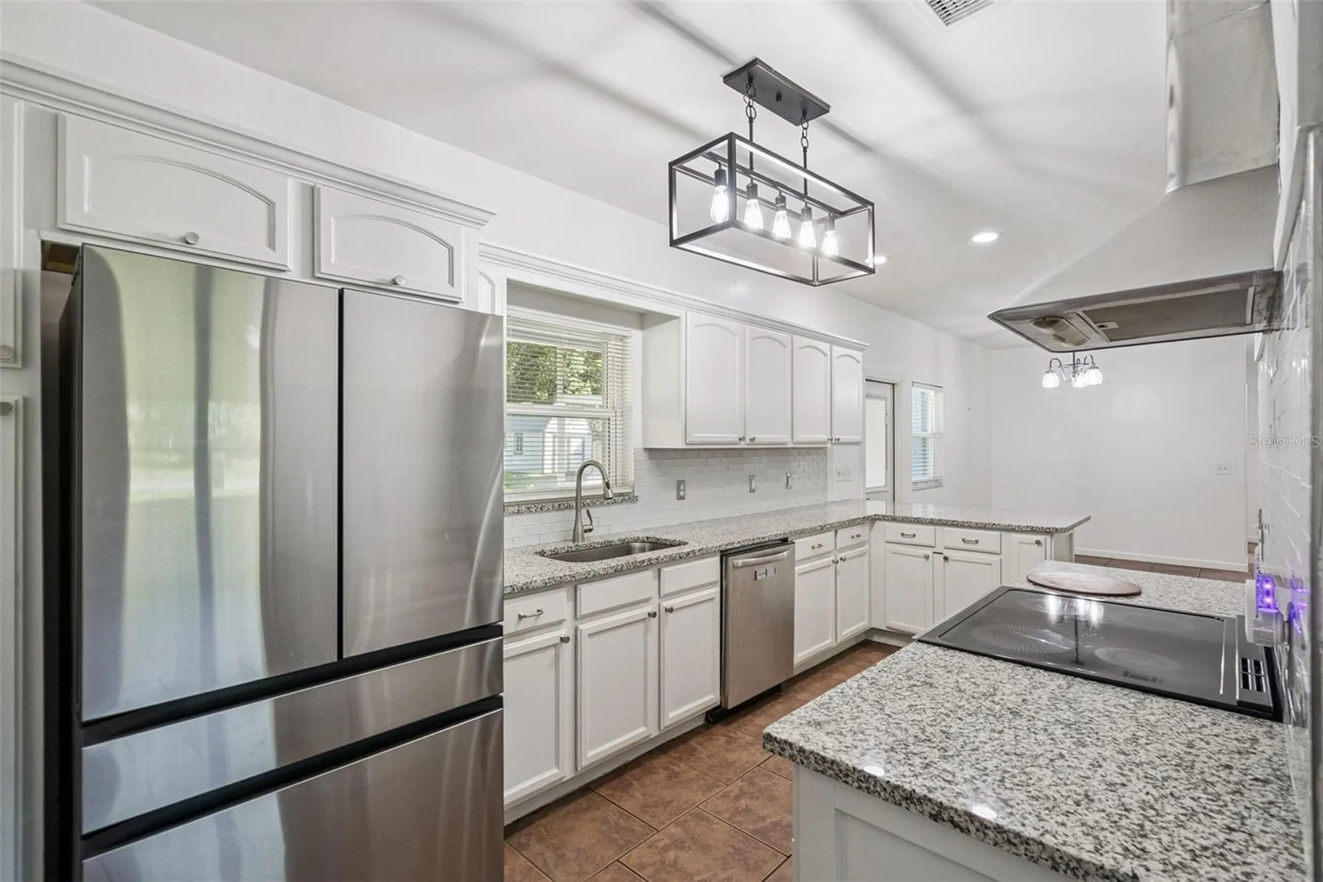 311 W Lewis Avenue Apopka FL 32712