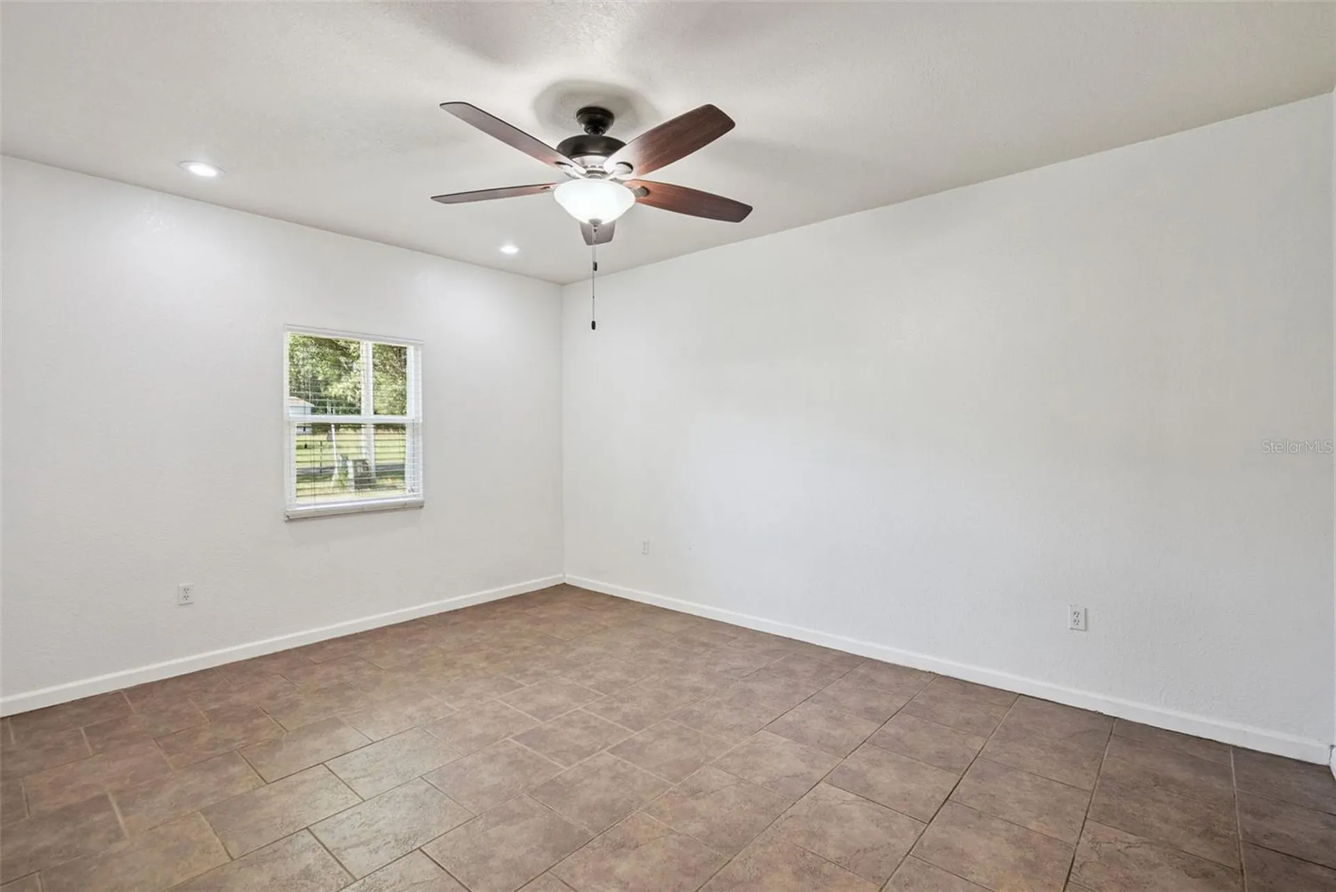 311 W Lewis Avenue Apopka FL 32712
