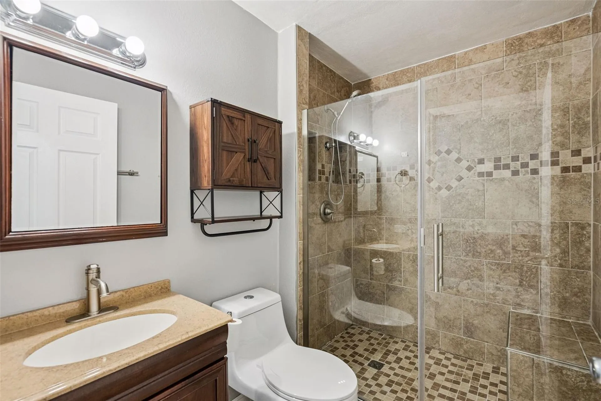 311 W Lewis Avenue Apopka FL 32712