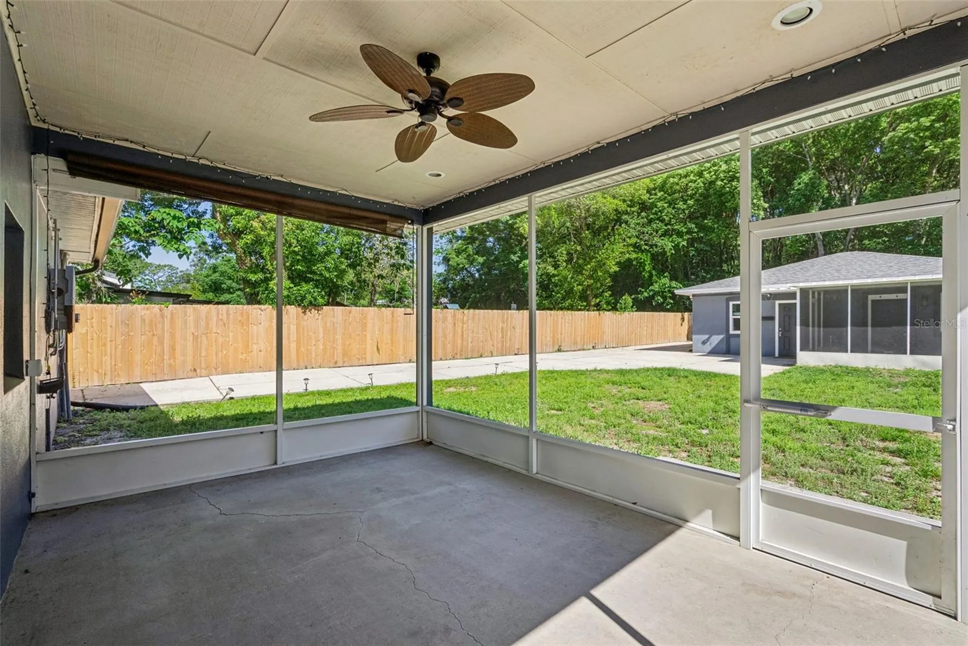 311 W Lewis Avenue Apopka FL 32712