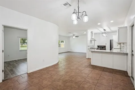 311 W Lewis Avenue Apopka FL 32712