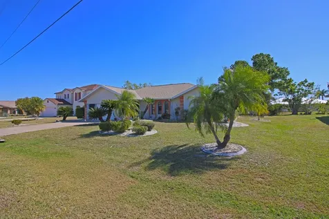 32 Bariloche Drive Punta Gorda FL 33983