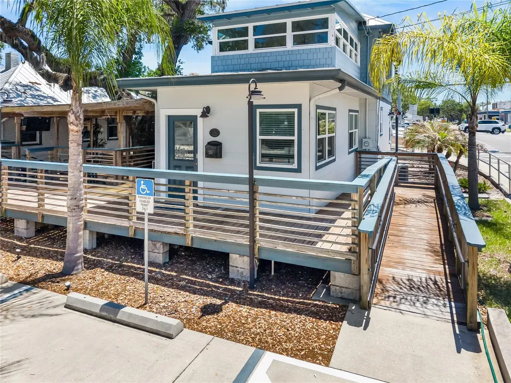 311 And 315 Live Oak Street New Smyrna Beach FL 32168