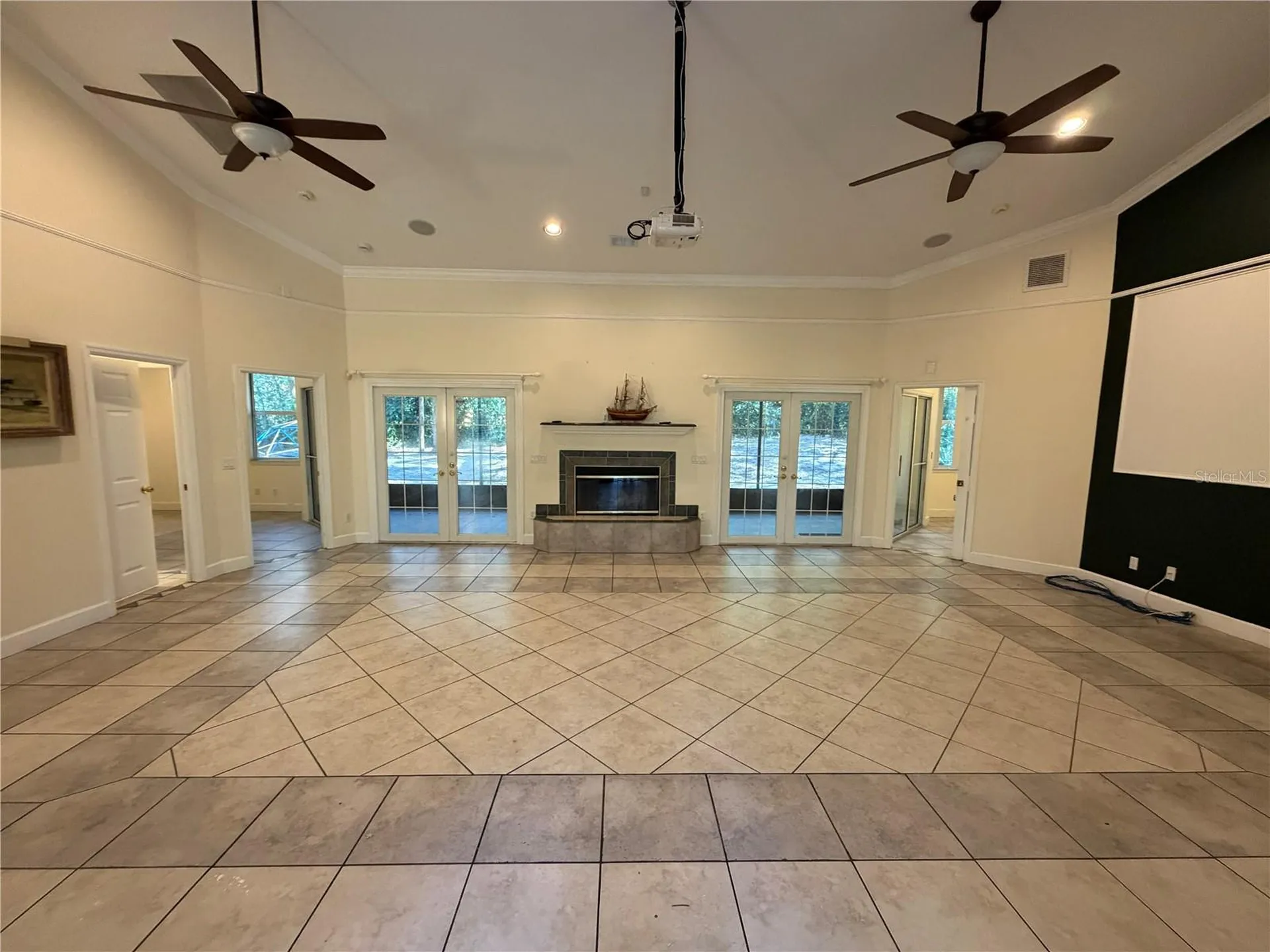 301 N Hiawassee Road Orlando FL 32835