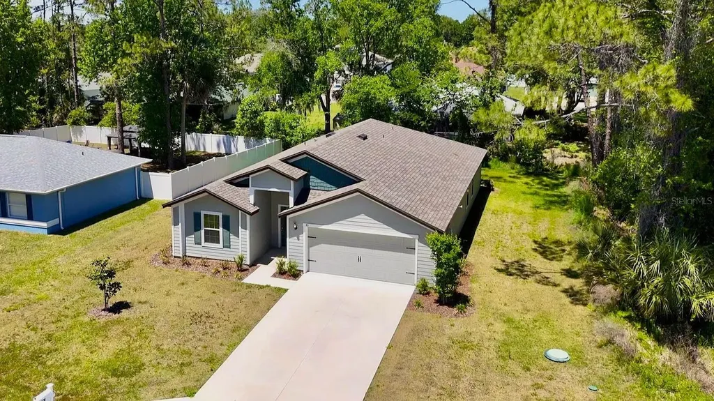 33 Pineapple Drive Palm Coast FL 32164