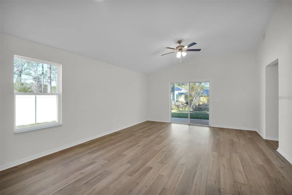 33 Pineapple Drive Palm Coast FL 32164
