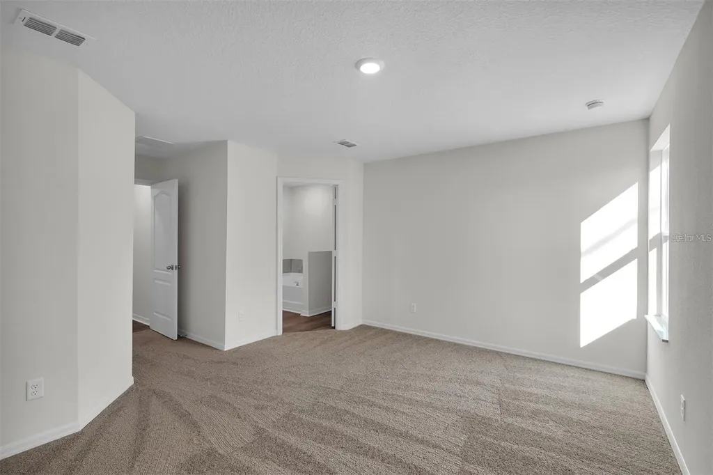 33 Pineapple Drive Palm Coast FL 32164