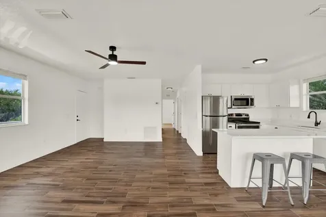 464 Logue Road Myakka City FL 34251