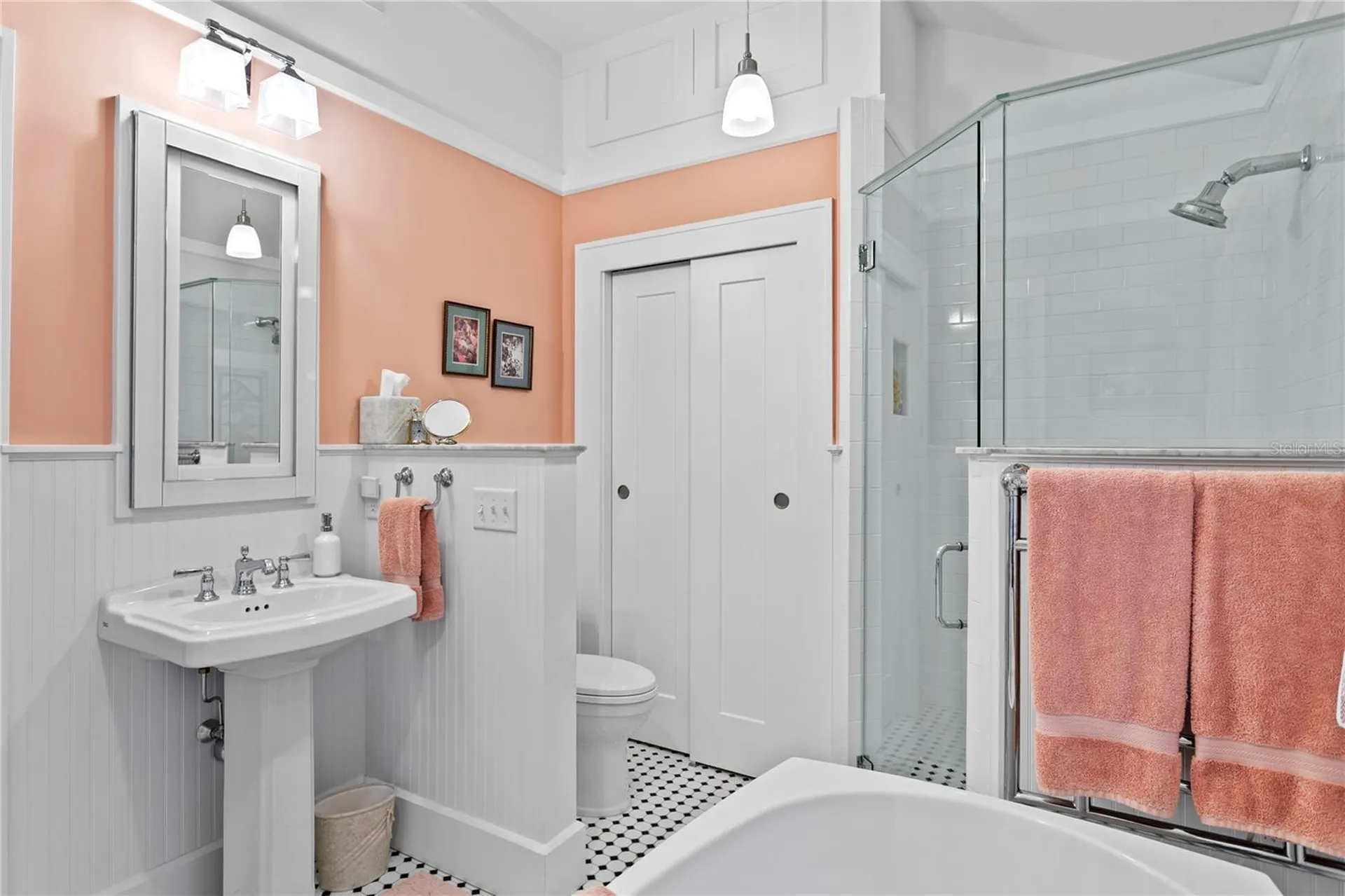 316 9th Avenue NE St Petersburg FL 33701