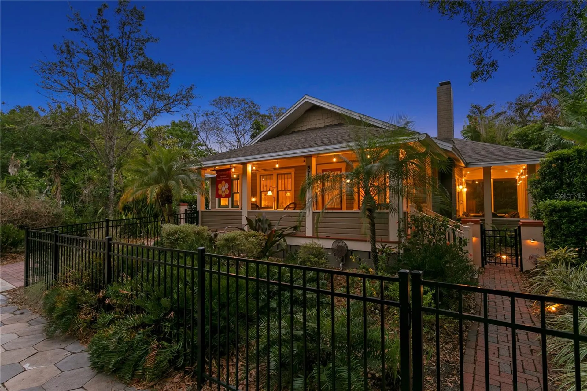 316 9th Avenue NE St Petersburg FL 33701
