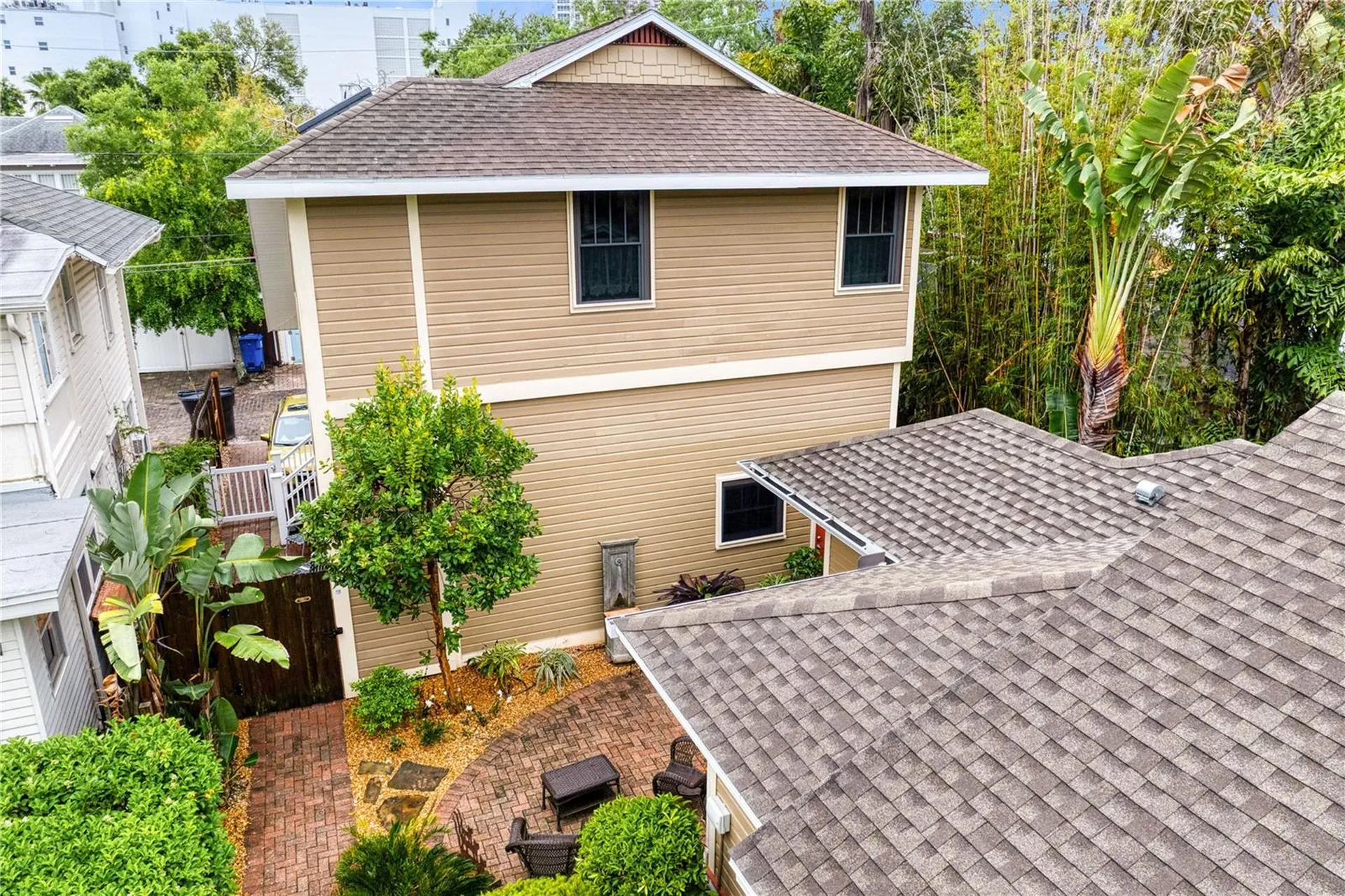316 9th Avenue NE St Petersburg FL 33701