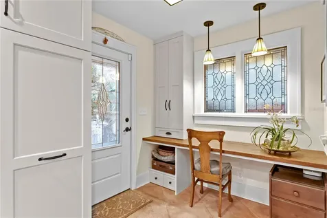 316 9th Avenue NE St Petersburg FL 33701