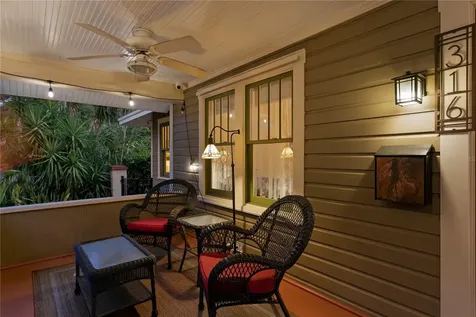 316 9th Avenue NE St Petersburg FL 33701