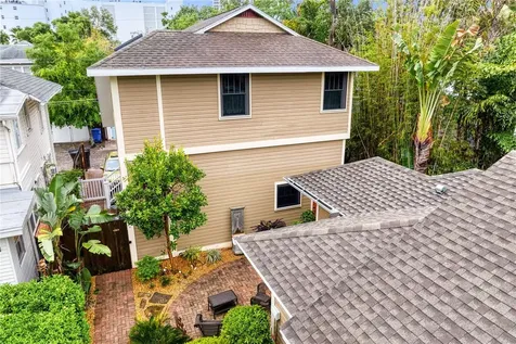 316 9th Avenue NE St Petersburg FL 33701