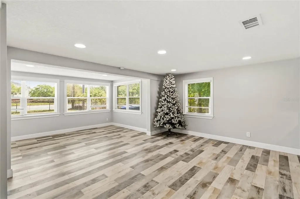 4116 S Goldenrod Road Orlando FL 32822