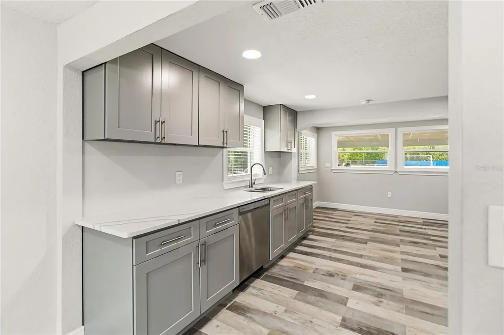 4116 S Goldenrod Road Orlando FL 32822