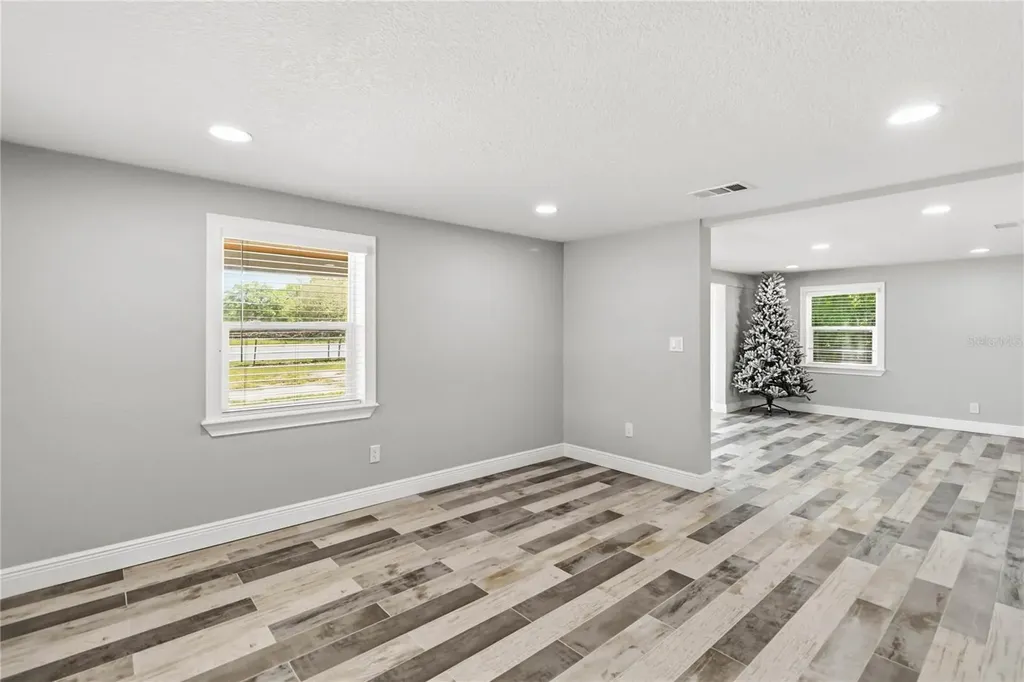 4116 S Goldenrod Road Orlando FL 32822