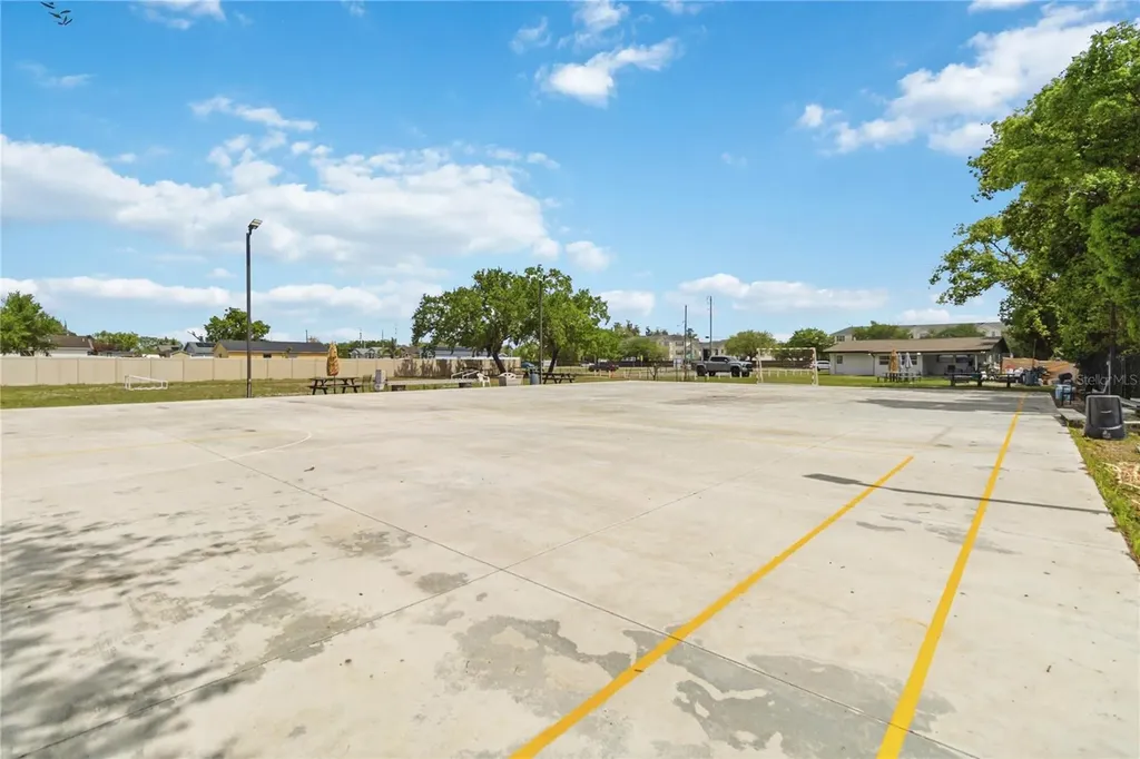 4116 S Goldenrod Road Orlando FL 32822